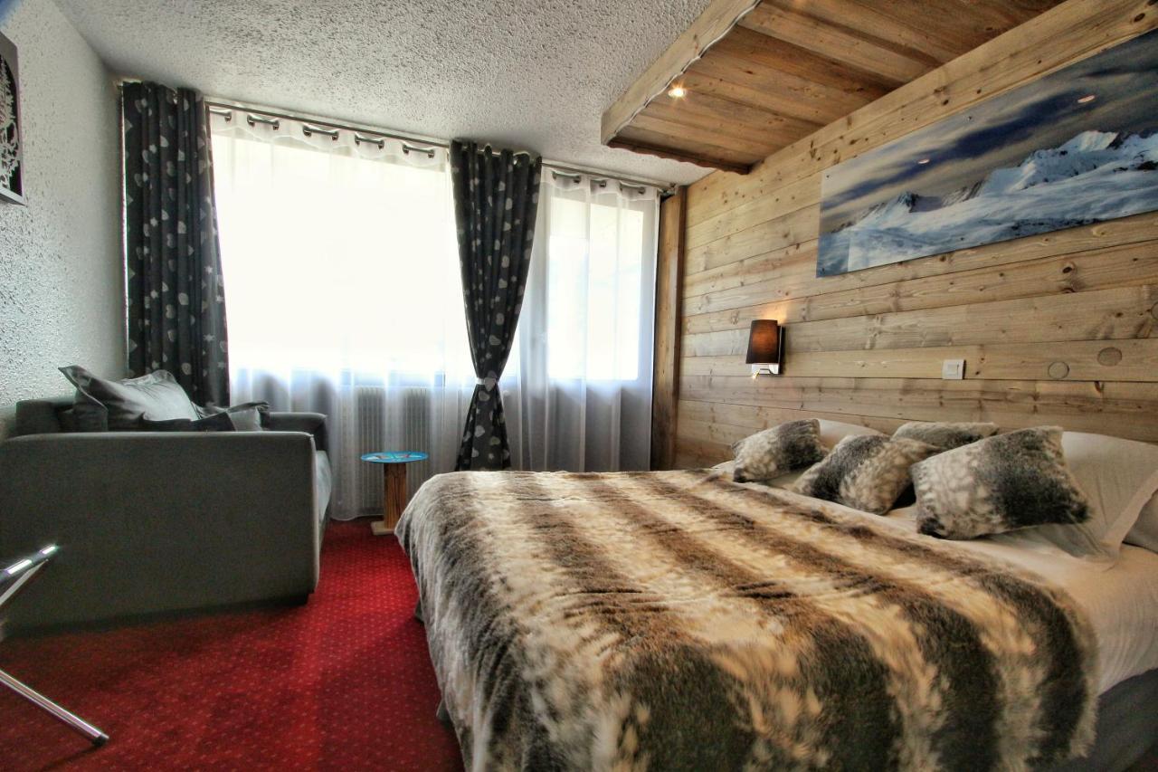 Hotel Le Pelvoux Saint-Martin-de-Belleville Buitenkant foto